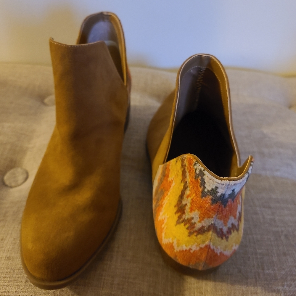 New Indigo Rd Boots - Picture 2 of 4